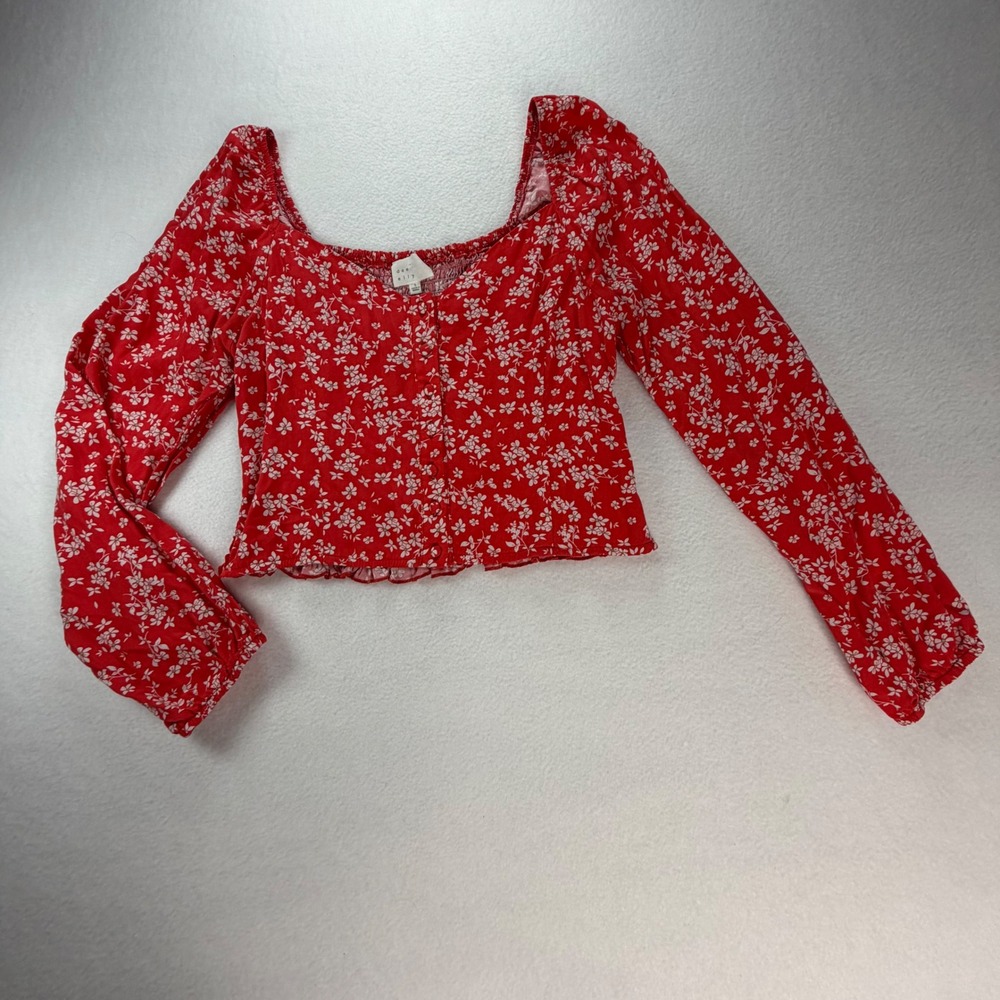 Red Floral Button Accent Smocked Back Long Sleeve Babydoll Crop Top Blouse Small